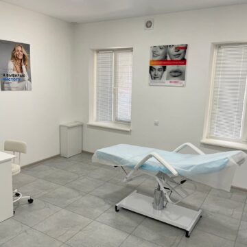 Клиника Водолей на Куликово поле 3 в Севастополе